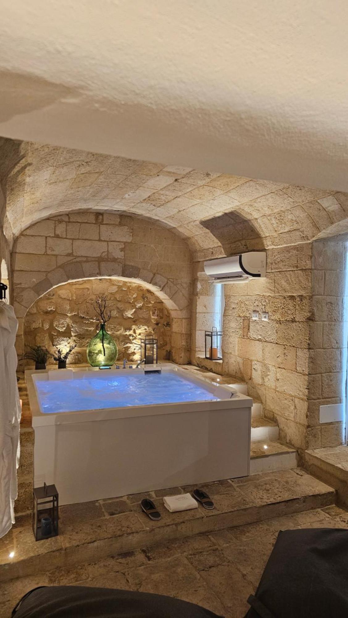 Vecchia Mottola Wellness Hotel Екстериор снимка