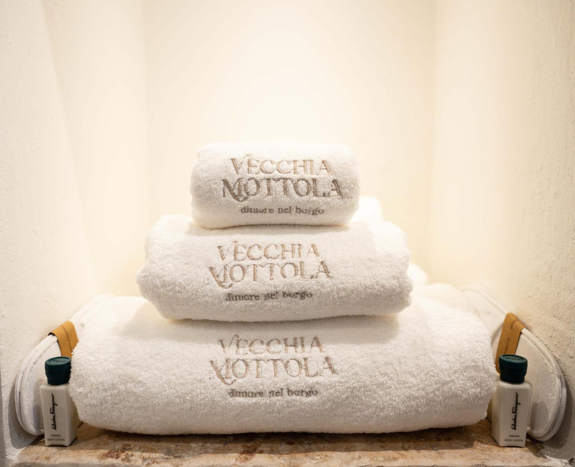 Vecchia Mottola Wellness Hotel Екстериор снимка