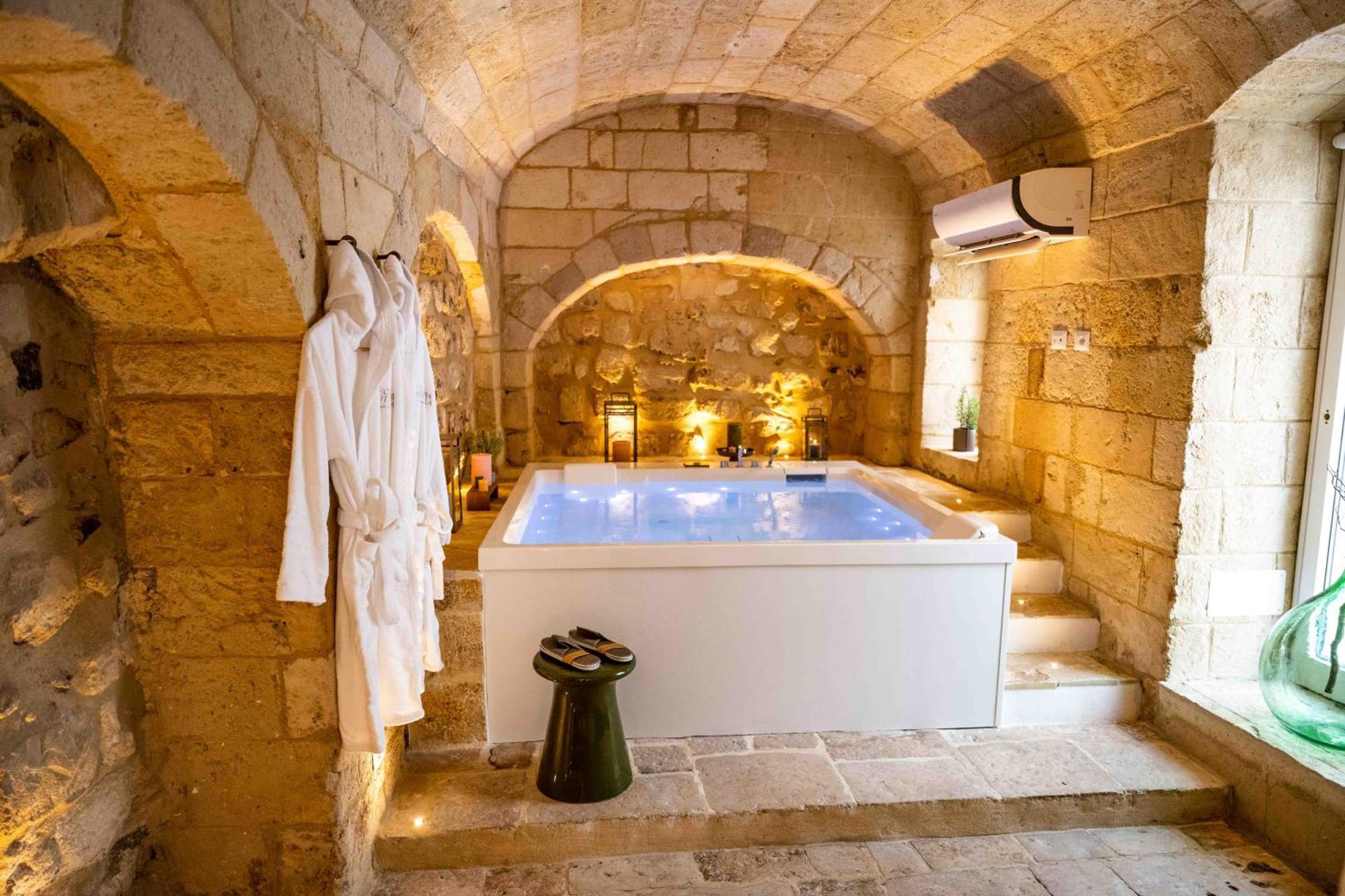 Vecchia Mottola Wellness Hotel Екстериор снимка
